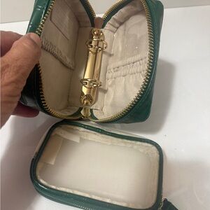 Trish McEvoy Makeup Planner, dark green Green Croc-Embossed. In New conditions